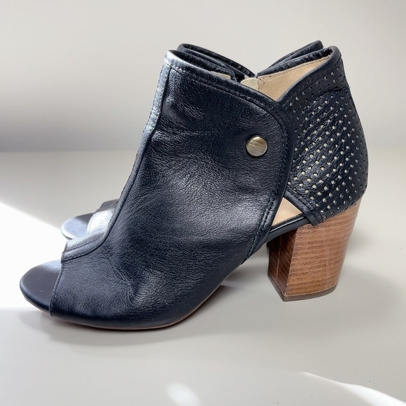 GOEX Full Grain Italian Leather Eudora Peep  Toe Sandal - Picture 4 of 12